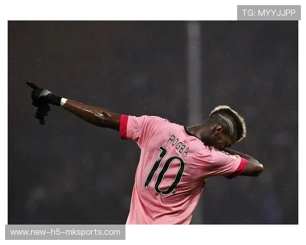 拉什福德新纹身惊现球迷群:一场视觉盛宴还是隐秘信号? 拉什福德新纹身惊现球迷群:一场视觉盛宴还是隐秘信号?