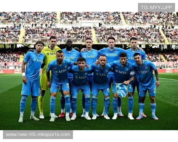 卢卡库接麦克托米奈传中头球建功,那不勒斯1-0小胜博洛尼亚 卢卡库接麦克托米奈传中头球建功,那不勒斯1-0小胜博洛尼亚